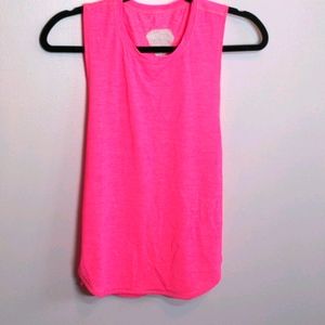 Neon lululemon top
